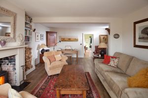 Sitting Room - click for photo gallery